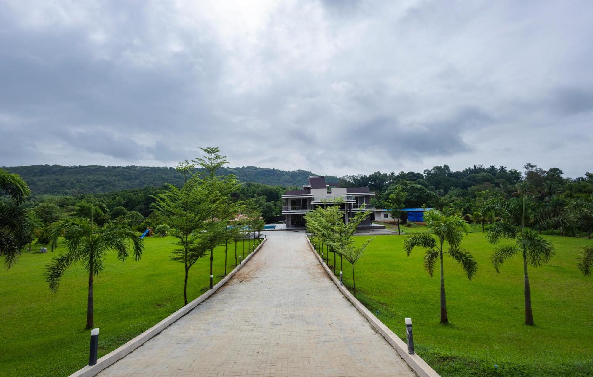 Stayscape Shreeji Farms 4Bhk Karjat Exterior photo